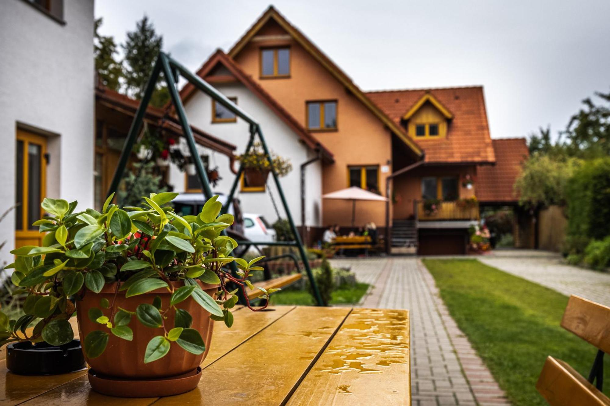 Penzion Jas Zuberzec Zewnętrze zdjęcie